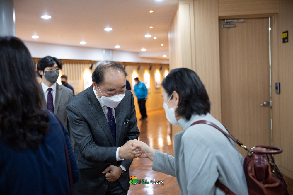 210509-테마예배-117.jpg