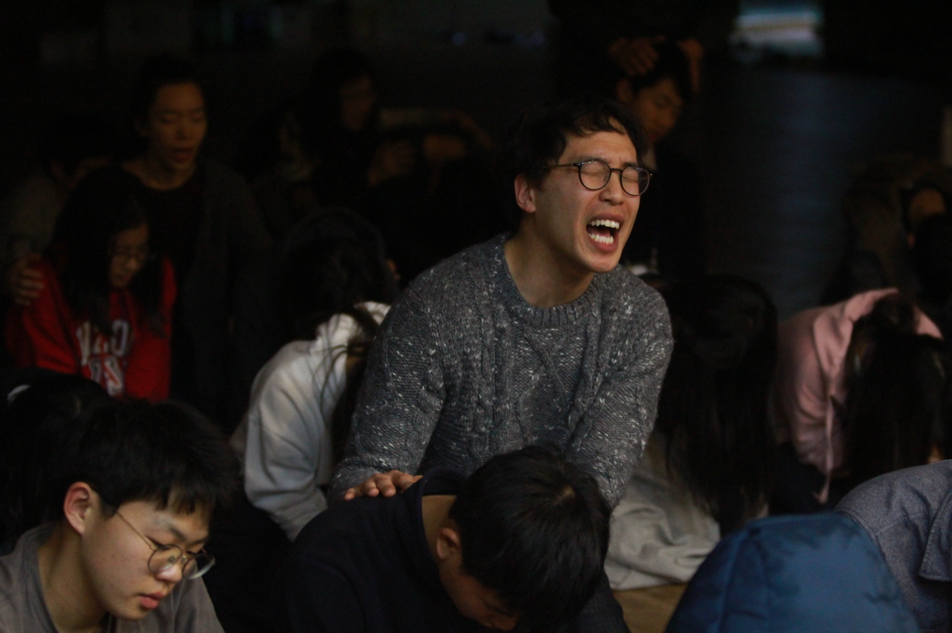 꾸미기_박상욱목자 - 기도중.JPG