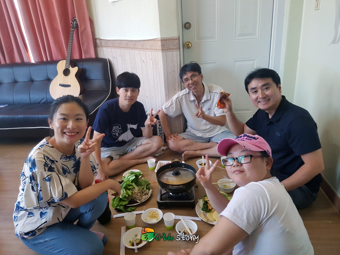 첫째날 저녁식사-6.jpg